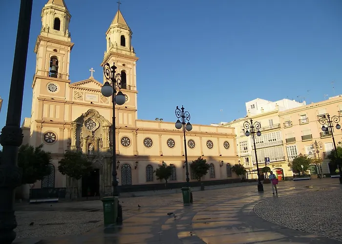 Elegant Апартаменты *